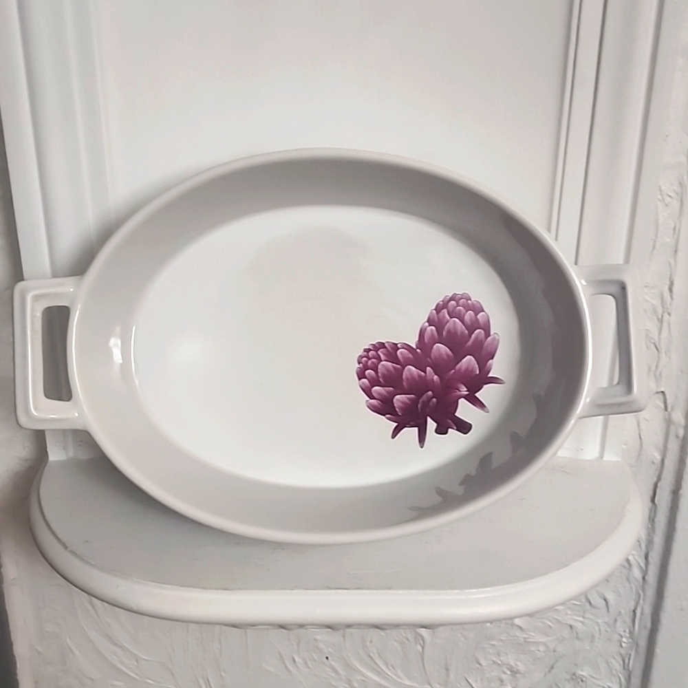 Beautiful Avon serving  dish